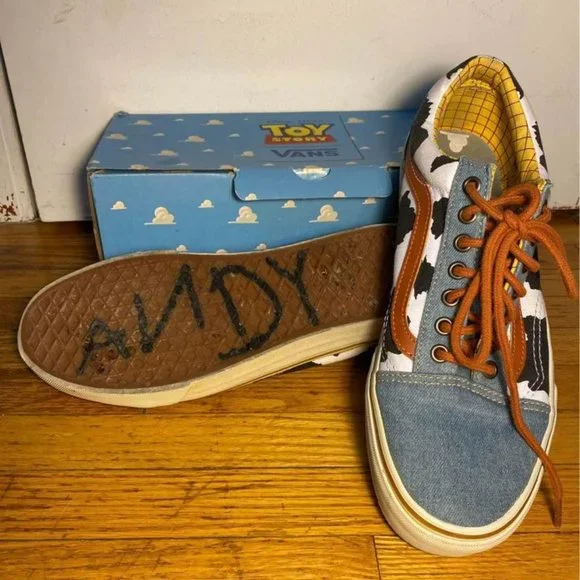 VANS x DISNEY PIXAR TOY STORY WOODY COWBOY DENIM SNEAKERS Mens Wmns